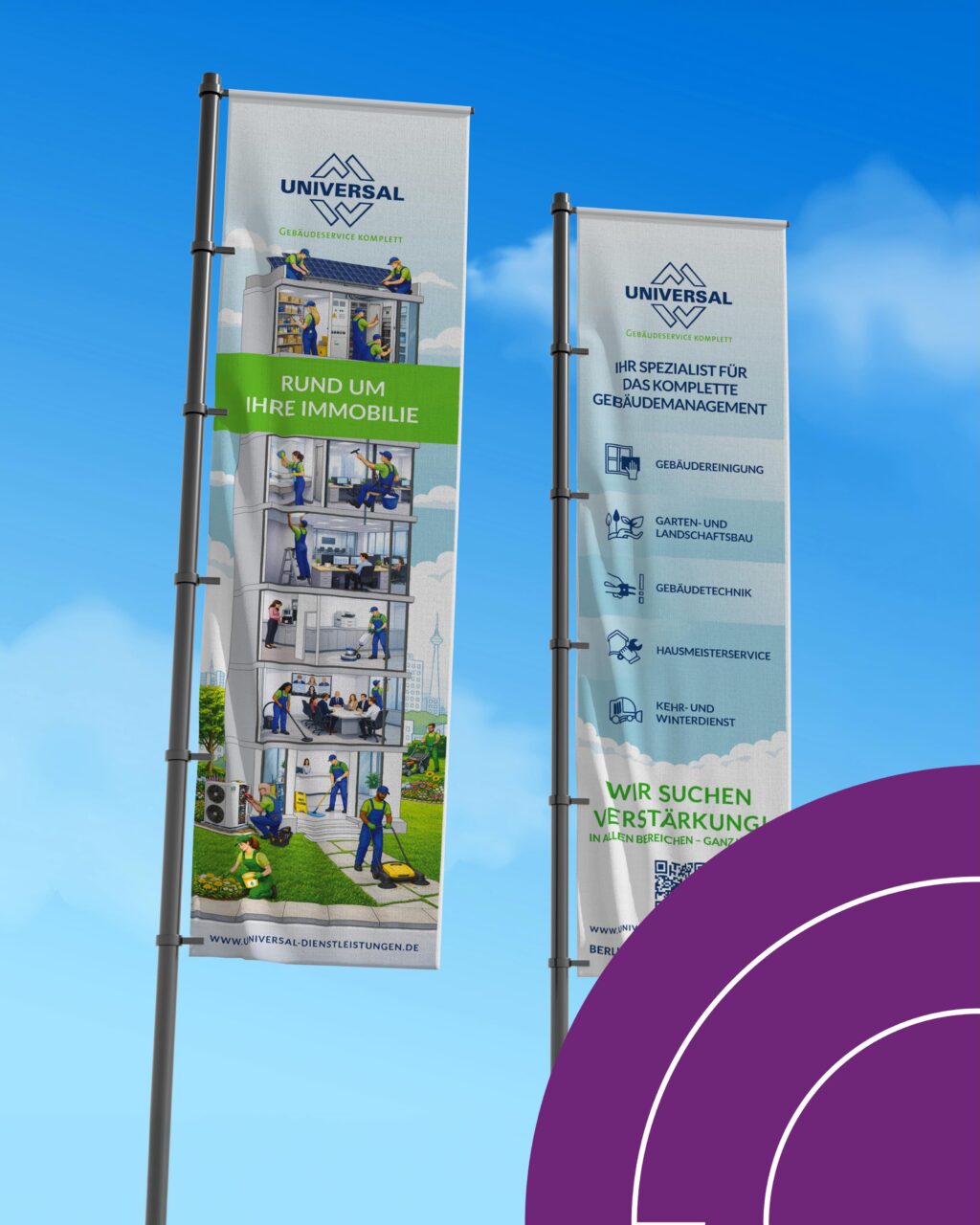 Hissfahnen, die mehr zeigen als die Windrichtung.

Für unseren Kunden UNIVERSAL Gebäudemanagement GmbH durften wir den Eingangsbereich der Berliner Hauptzentrale in der Seelenbinderstraße 129-157 neu denken – sichtbar, einladend, unverwechselbar. Auf einer Fläche von 0,80 x 3 Meter!

Entstanden sind individuell gestaltete Fahnen, die mehr können als nur Aufmerksamkeit erzeugen: Sie zeigen eine klare Botschaft. Sie schaffen Sympathie. Und sie machen die Leistungsvielfalt auf einen Blick sichtbar.

Das Besondere: Die Illustrationen sind keine Deko. Sie erzählen das Unternehmen. Figuren, Architektur, Räume – innen wie außen. Eine visuelle Welt, die nah an der Realität von UNIVERSAL ist. Arbeitsbereiche, Situationen, Details – alles vertrauensbildend und greifbar veranschaulicht in Gestaltung.

Und weil gutes Design nie isoliert funktioniert, fließen genau diese Elemente direkt ins neue CD-Manual von UNIVERSAL ein. Was heute im Außenraum wirkt, wird morgen zum festen Bestandteil der Marke.

Ganzheitlich gedacht. Strategisch entwickelt. Sauber umgesetzt. So entsteht mit GRAPHICSSON Identität, die bleibt.

#GRAPHICSSON #Gestaltungszentrale #Illustrationen #Großfläche #Grafikdesign Printdesign CorporateDesign